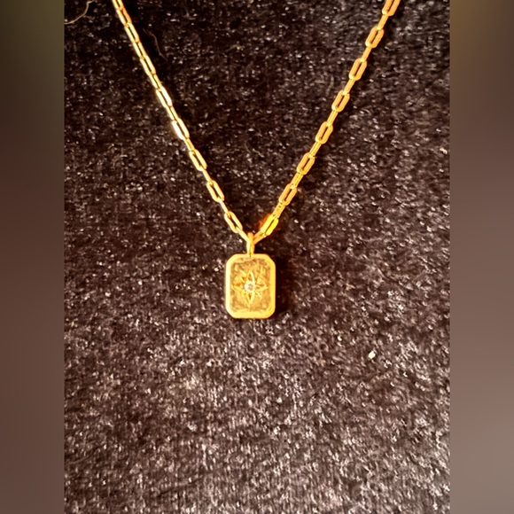 ZARA Pendant Necklace - Picture 3 of 5